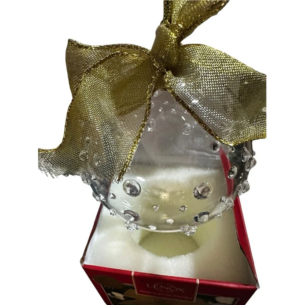 Lenox Blown Glass Ball, Wrap Ornament. 4.5 inch Christmas Holiday Classic